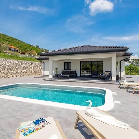 Βίλα Mantis By Briskva *