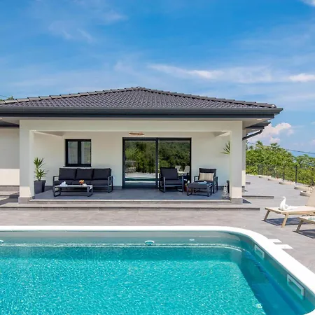 Βίλα Mantis By Briskva